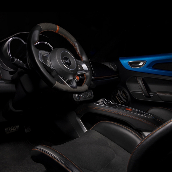 Marie Photographe : Alpine A110 intérieur fine art

